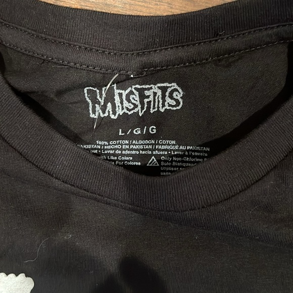 Misfits Distressed Skull Tee NWOT - Picture 2 of 8
